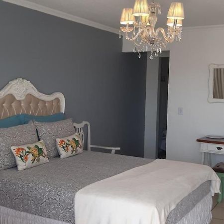 פוז דו איגואסו Pousada Cris Garden Bed&Breakfast מראה חיצוני תמונה