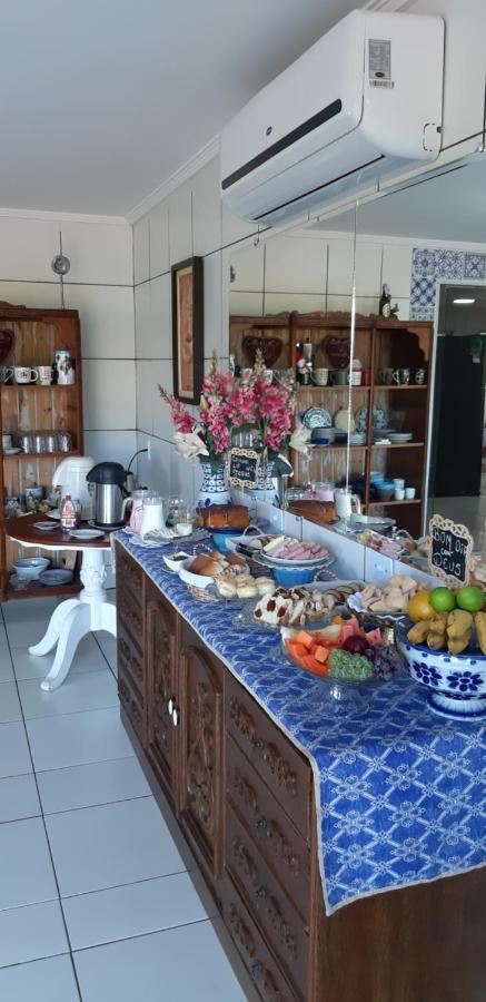 פוז דו איגואסו Pousada Cris Garden Bed&Breakfast מראה חיצוני תמונה