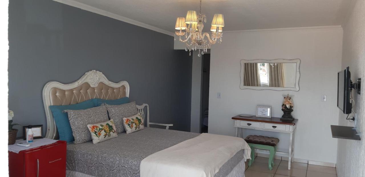 פוז דו איגואסו Pousada Cris Garden Bed&Breakfast מראה חיצוני תמונה